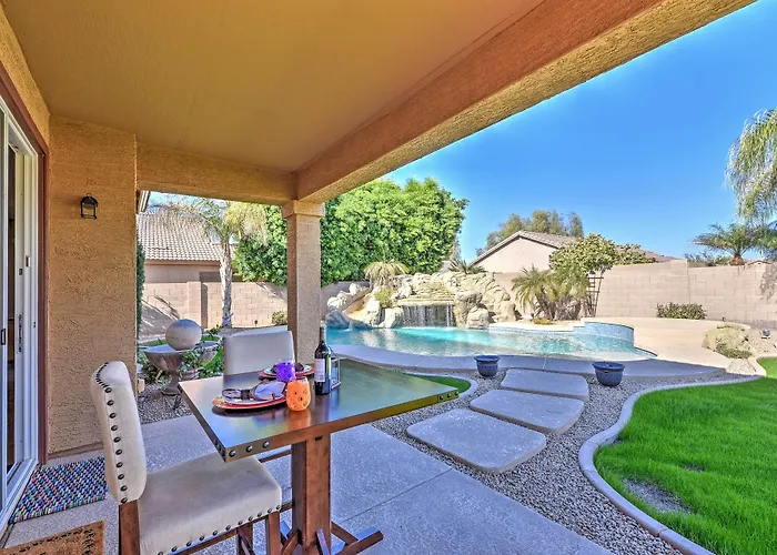 Holiday home Inviting W/ Private Pool: Near Golf!